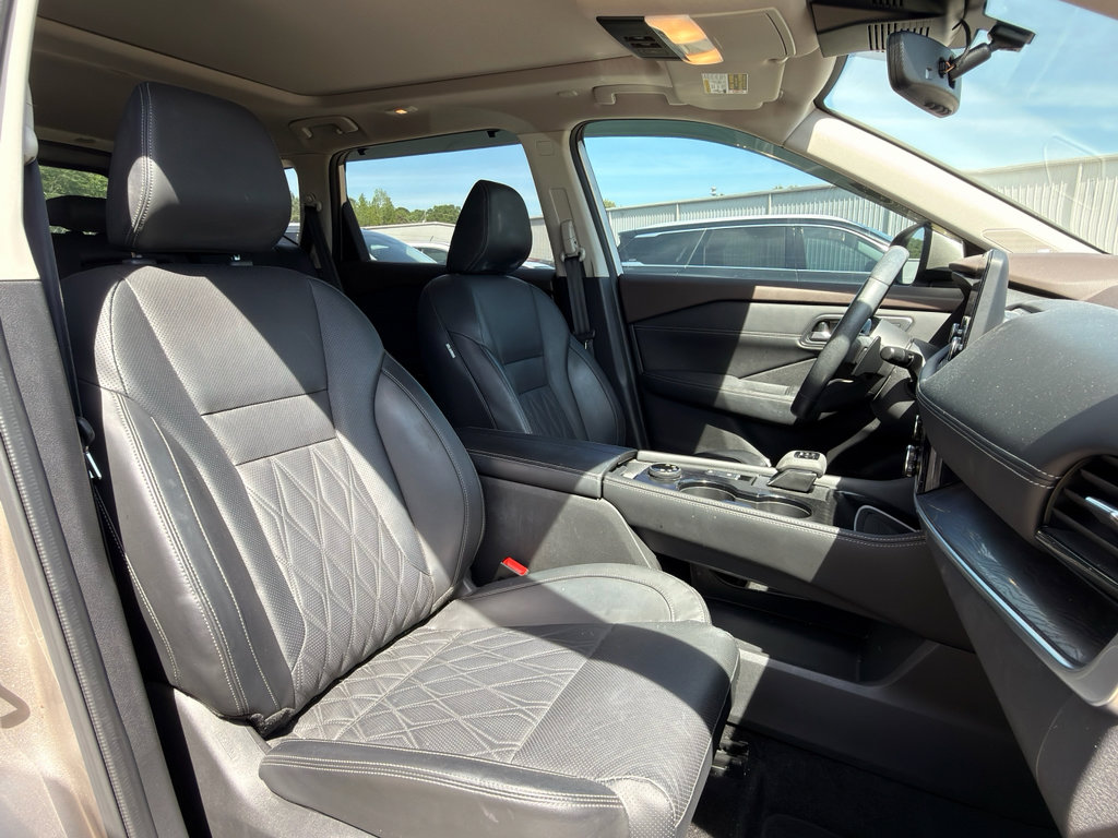 Certified 2023 Nissan Rogue Platinum w/ Platinum Premium Package image 12