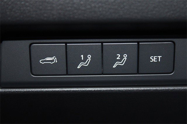 Certified 2025 MAZDA CX-90 3.3 Turbo S w/ Premium Package image 22