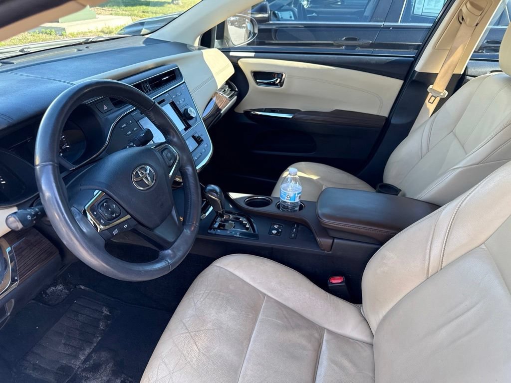 Used 2015 Toyota Avalon XLE Touring FWD image 8