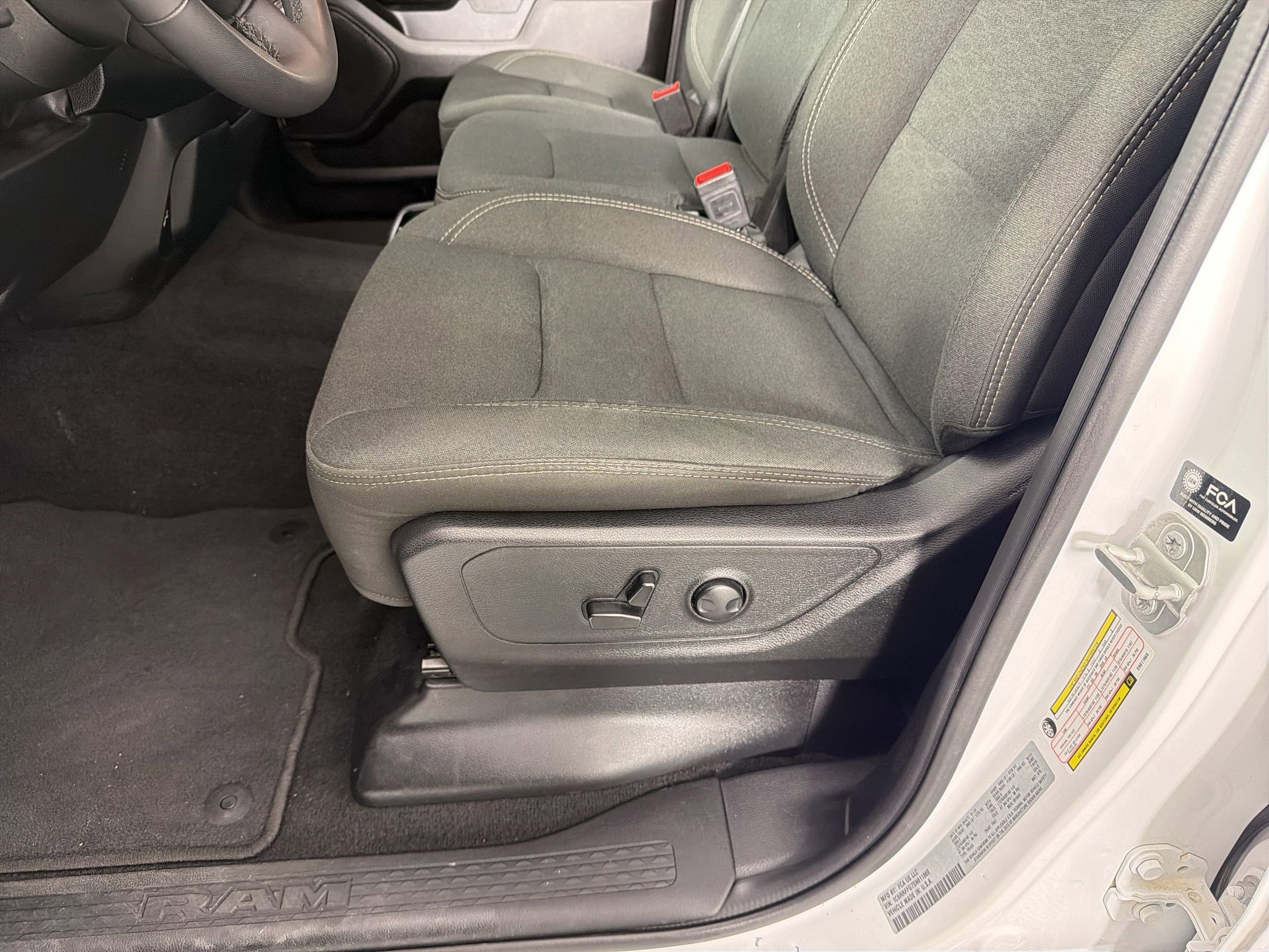 Used 2025 RAM 1500 Lone Star image 14