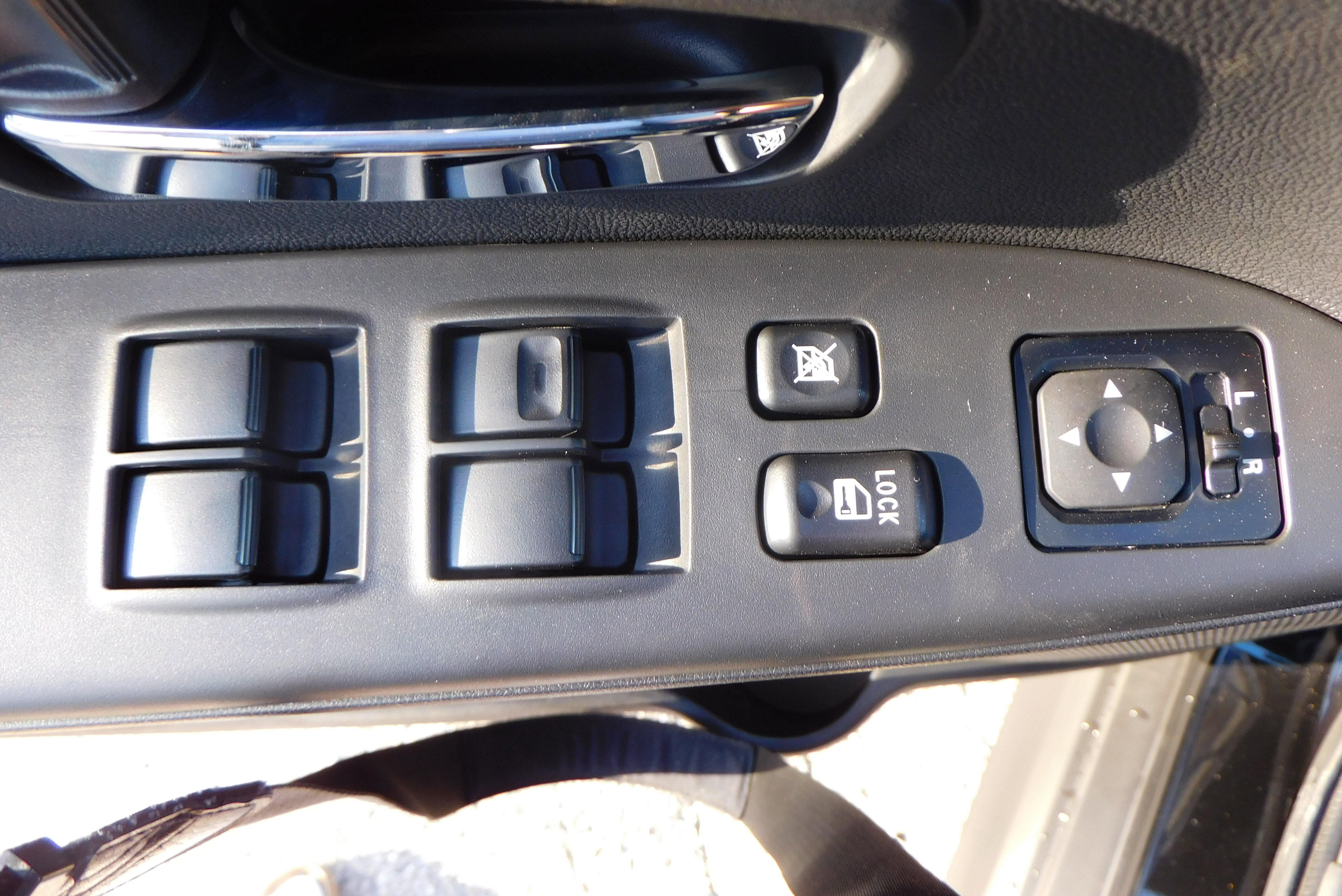 New 2025 Mitsubishi Outlander Sport ES image 8