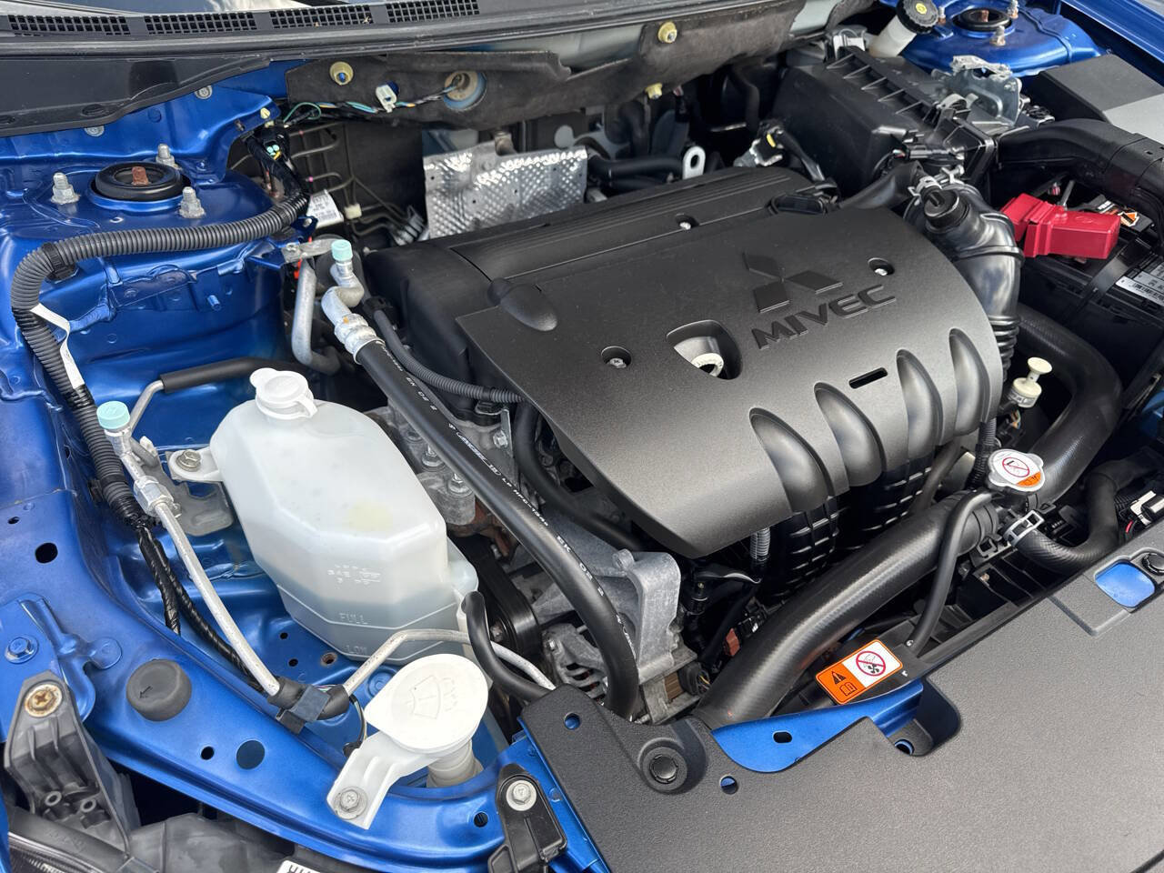 Used 2016 Mitsubishi Lancer ES image 11