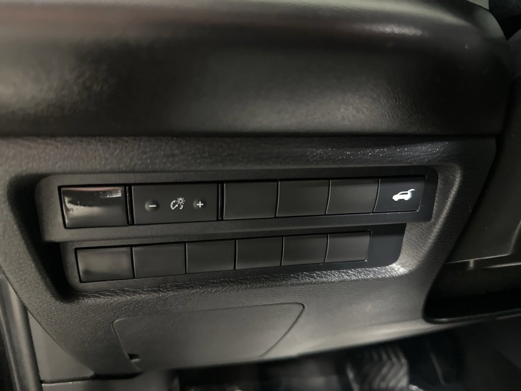 Used 2024 Mitsubishi Outlander AWD image 15