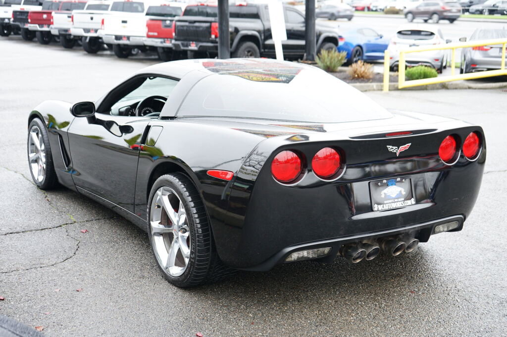 Used 2013 Chevrolet Corvette Coupe image 6