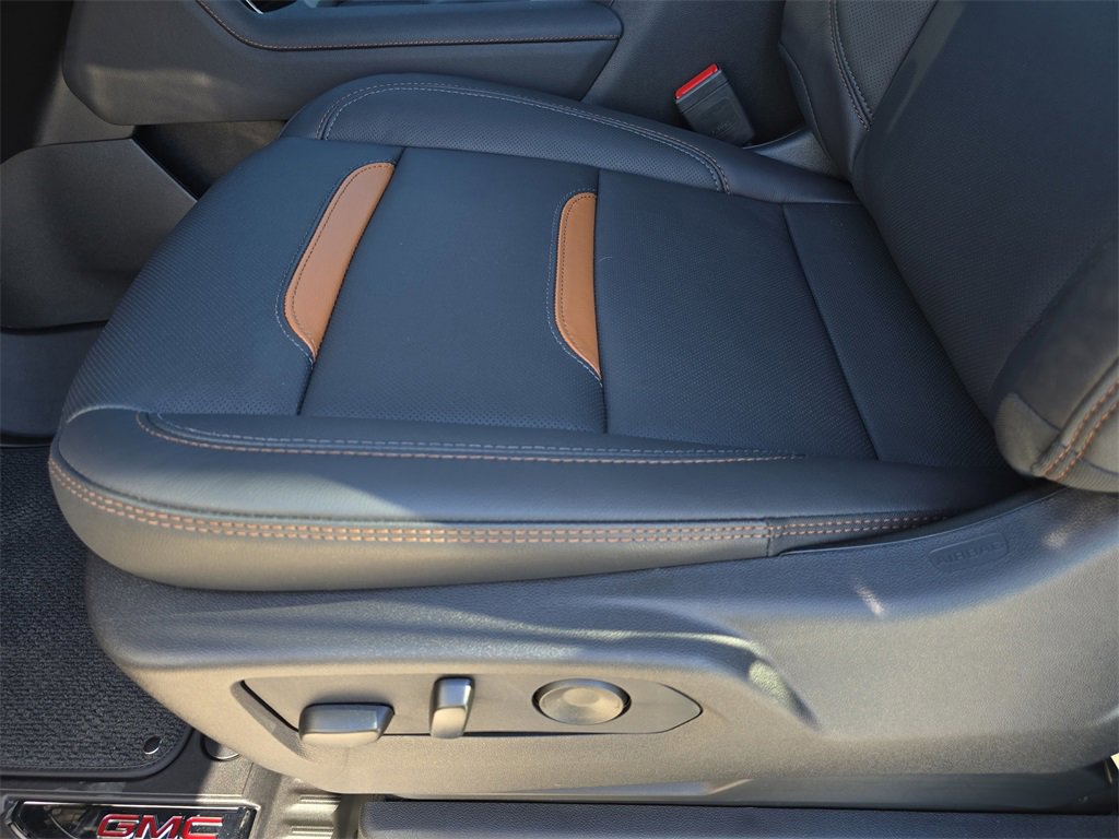 New 2026 GMC Sierra 2500 AT4 w/ AT4 Premium Plus Package image 26