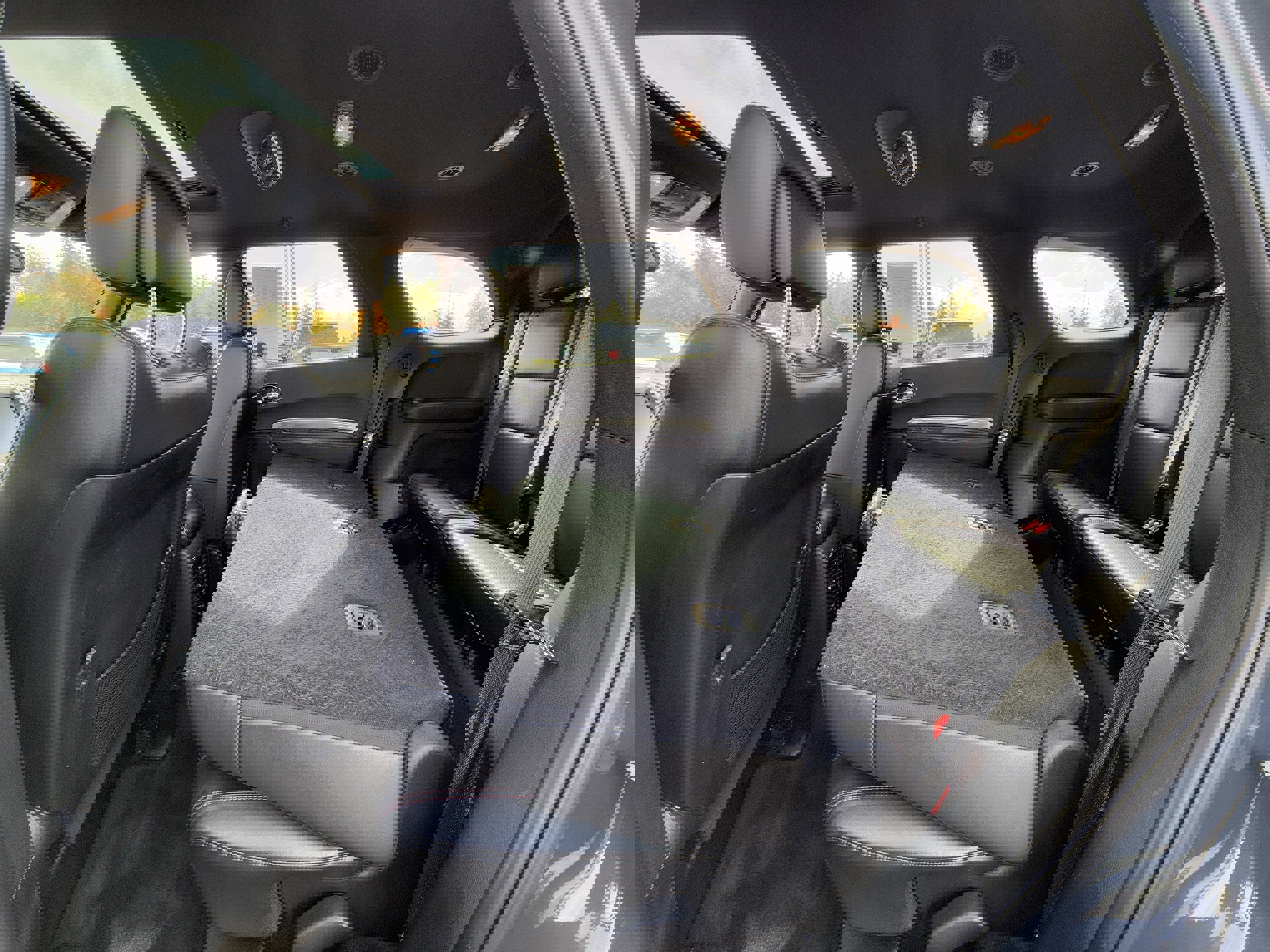 Used 2017 Dodge Durango R/T image 36