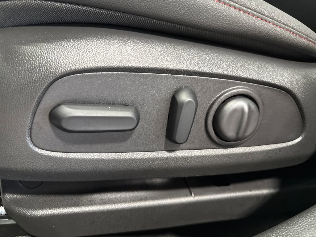 New 2026 Chevrolet Trax RS image 25