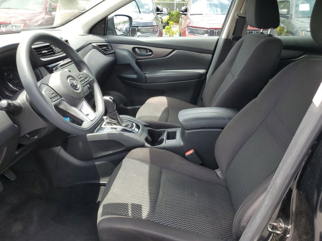 Used 2022 Nissan Rogue Sport S image 14