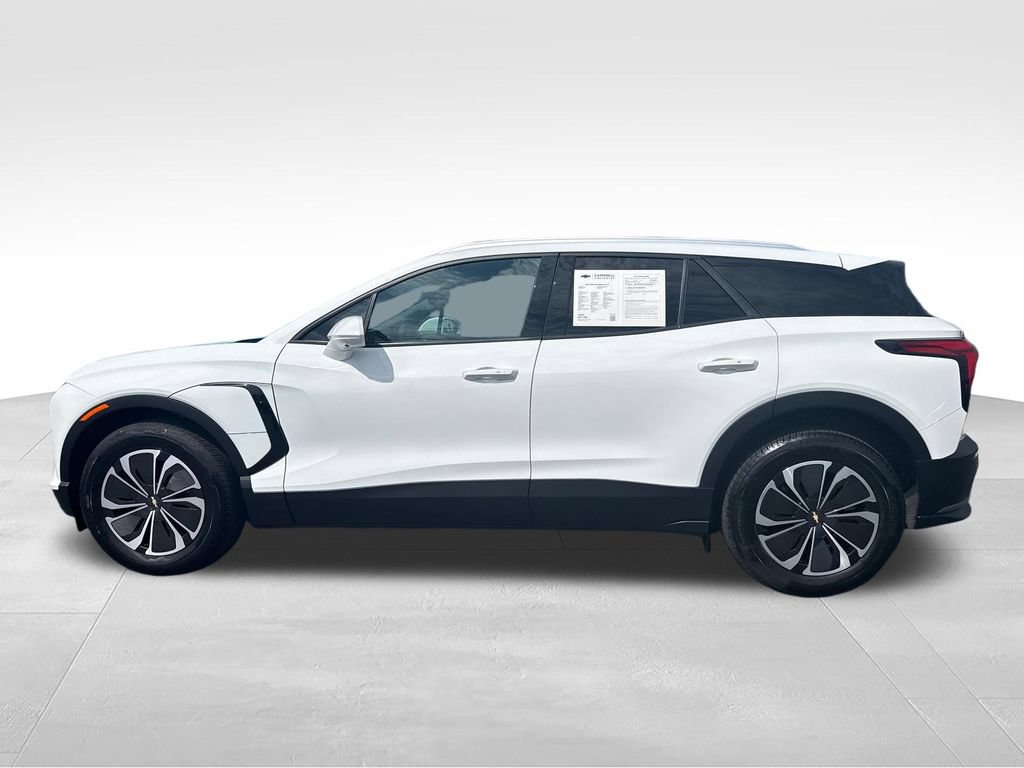 Used 2024 Chevrolet Blazer EV LT AWD/4WD image 2