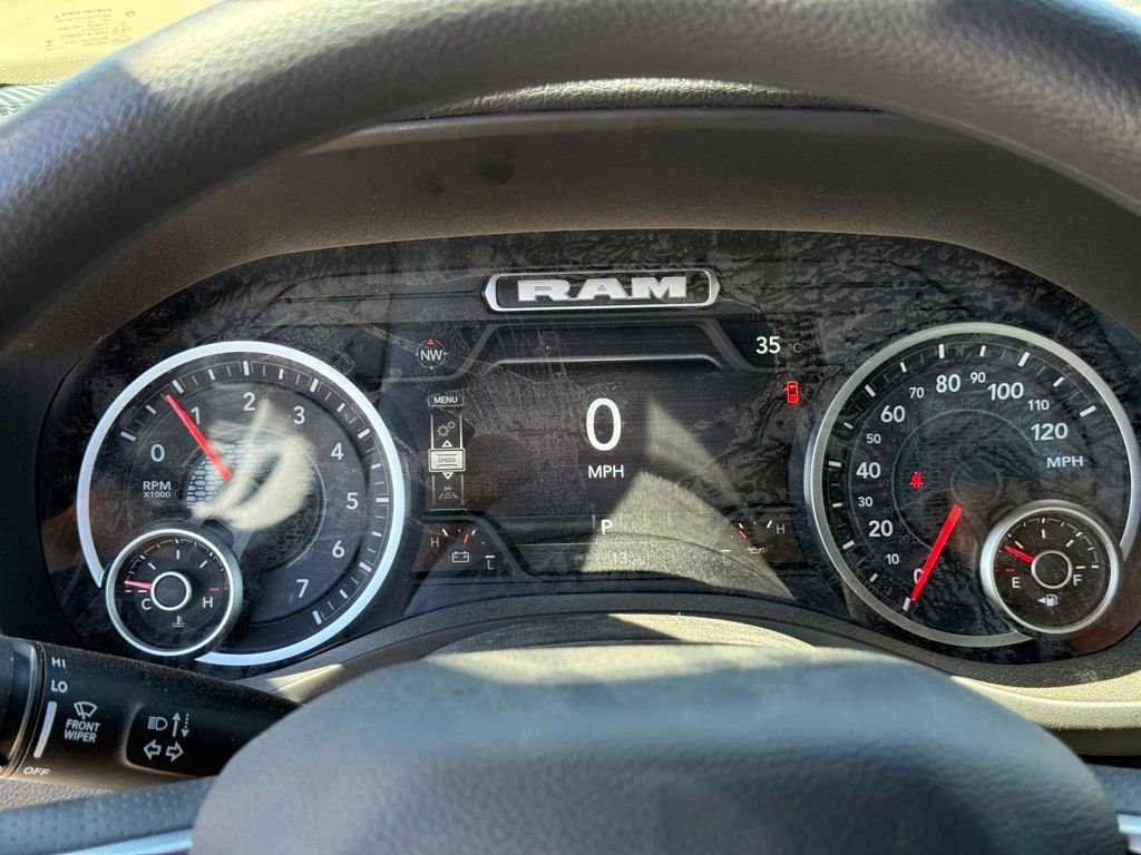 New 2026 RAM 1500 Express AWD/4WD image 17