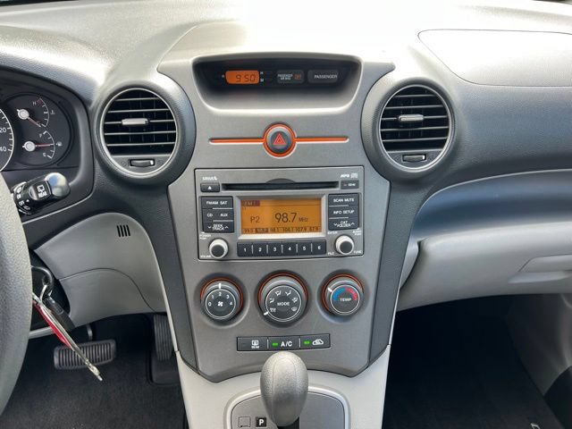 Used 2009 Kia Rondo LX FWD image 26