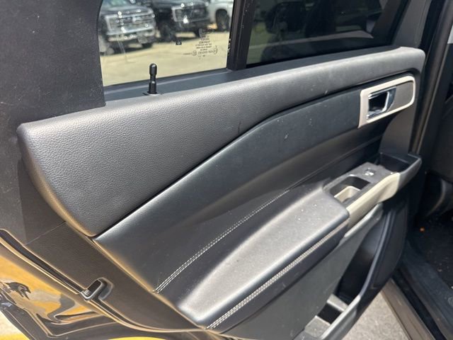 Used 2021 Ford Explorer XLT RWD image 37