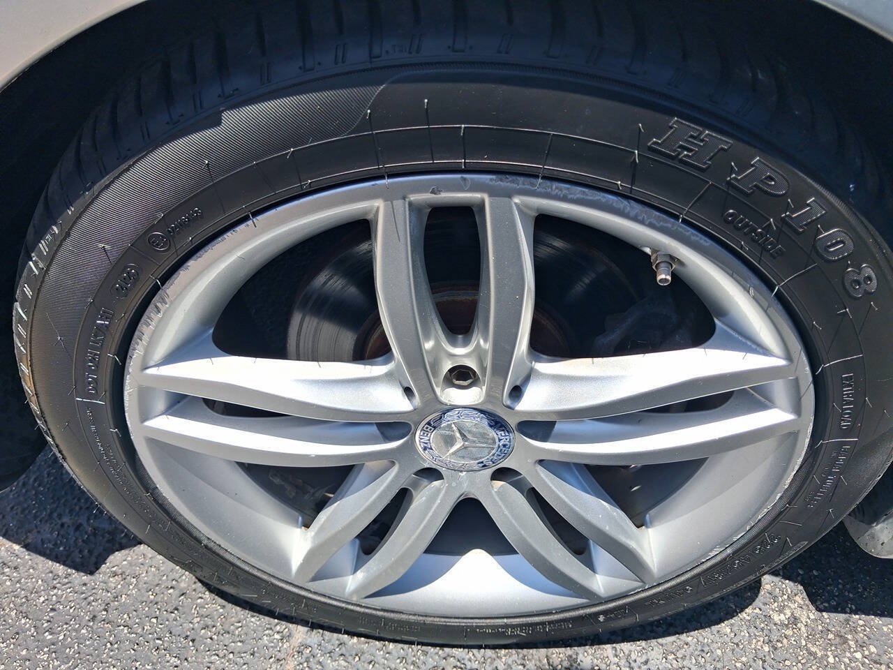 Used 2013 Mercedes-Benz C 250 Sedan image 27
