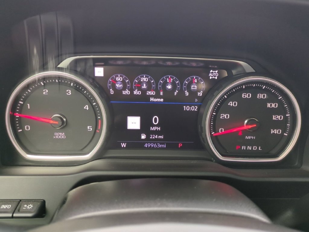 Used 2022 Chevrolet Silverado 3500 LTZ w/ LTZ Convenience Package AWD/4WD image 31