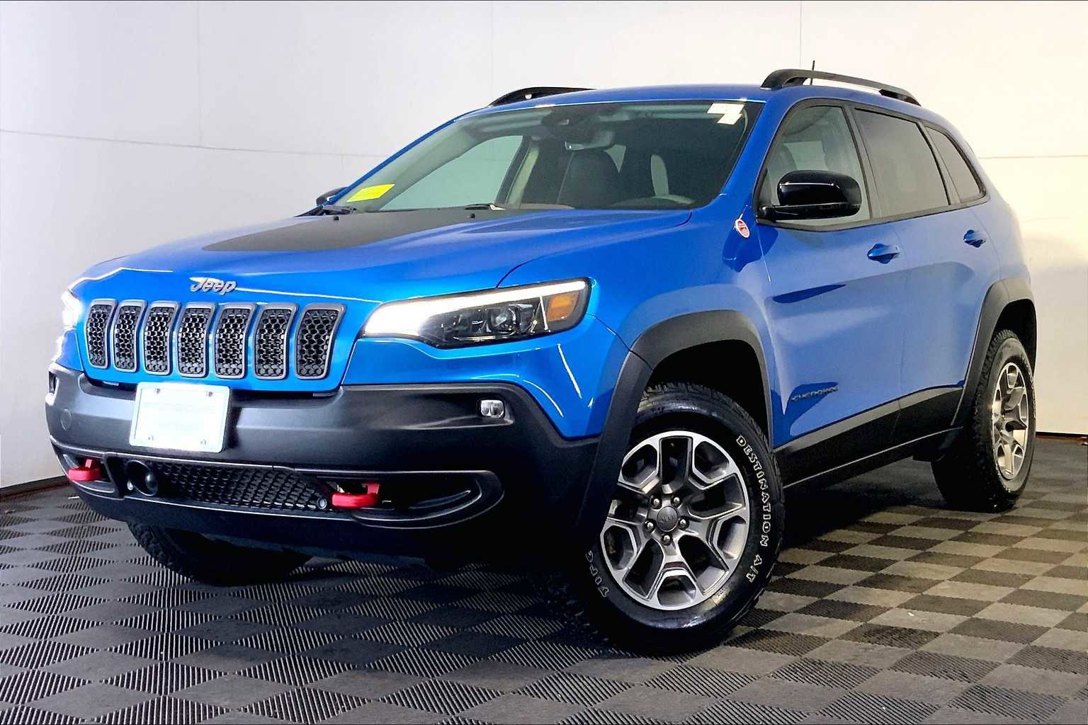 Used 2022 Jeep Cherokee Trailhawk w/ Sound & Nav Group
