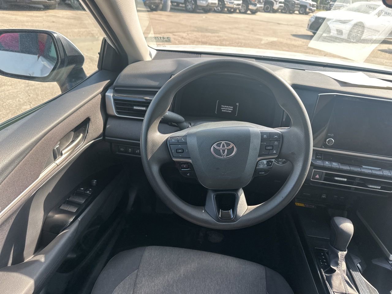 Used 2025 Toyota Camry LE FWD image 11