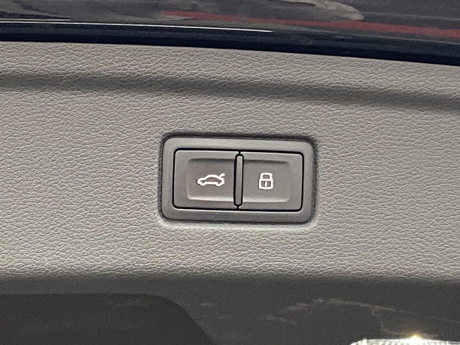 Used 2018 Audi A5 2.0T Premium w/ Convenience Package image 17