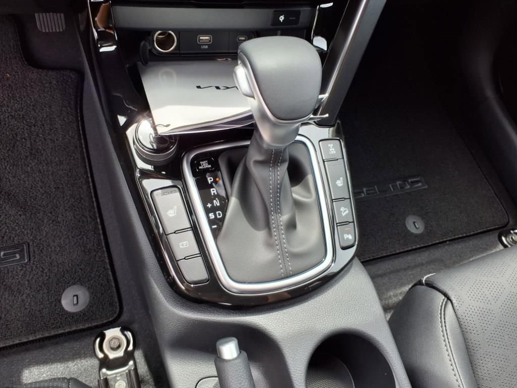 New 2026 Kia Seltos EX w/ EX Sunroof Package image 24