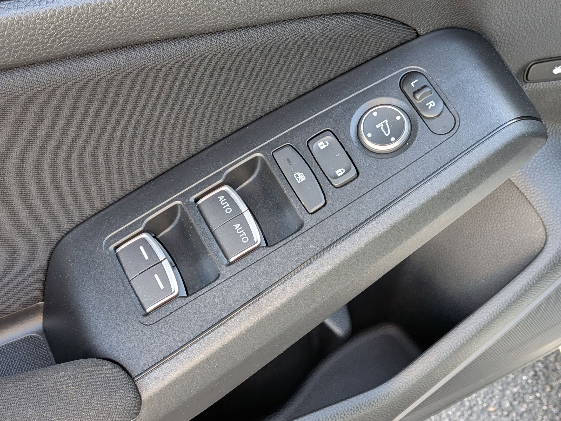 Used 2025 Honda Civic Sport image 13