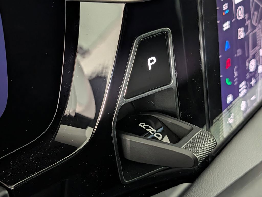 New 2026 Porsche Macan 4 Electric image 35