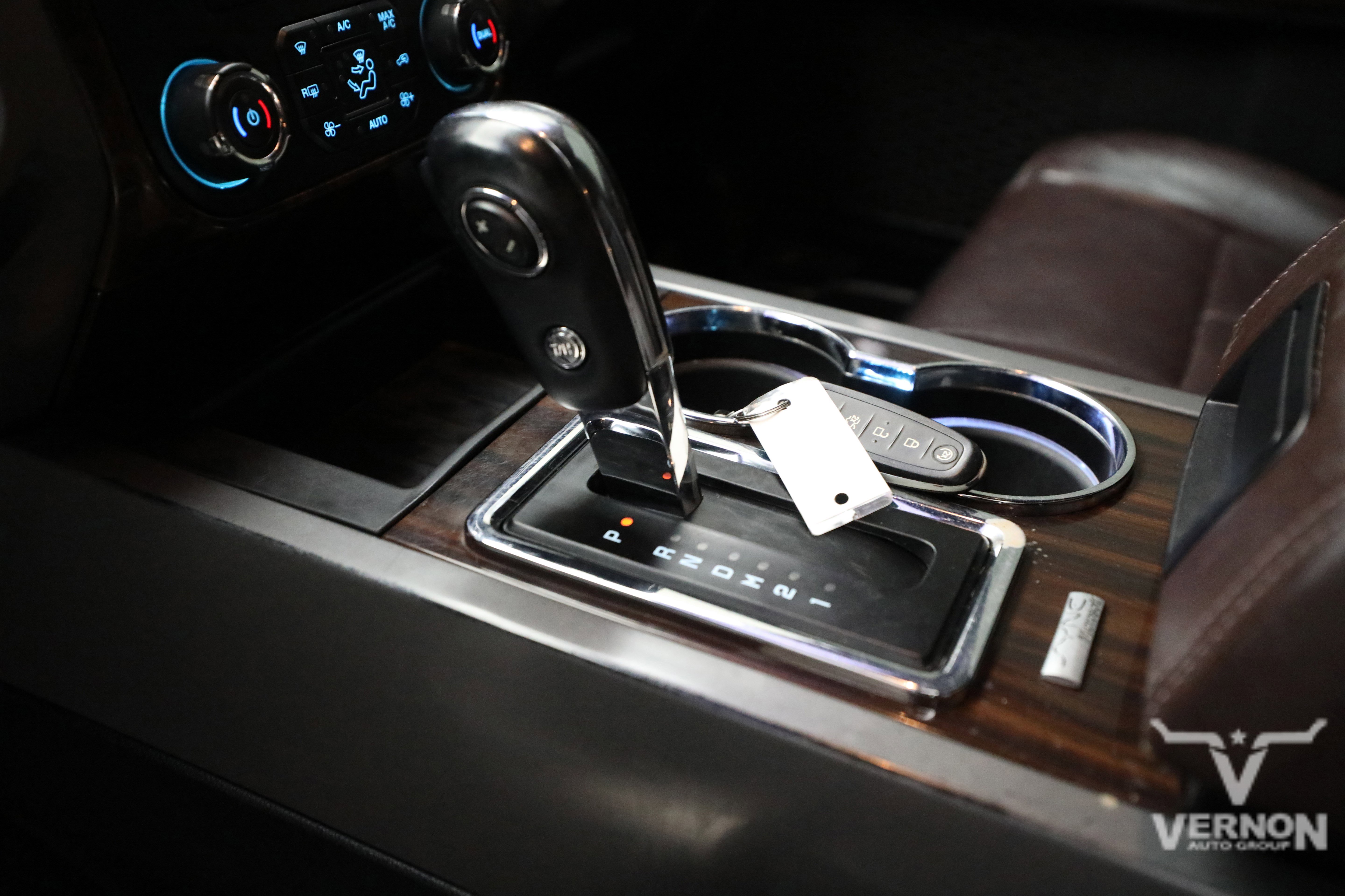 Used 2015 Ford Expedition EL Platinum image 17