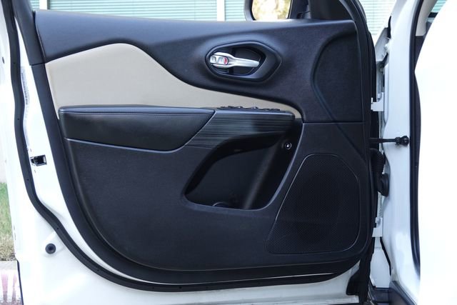 Used 2015 Jeep Cherokee Latitude image 36