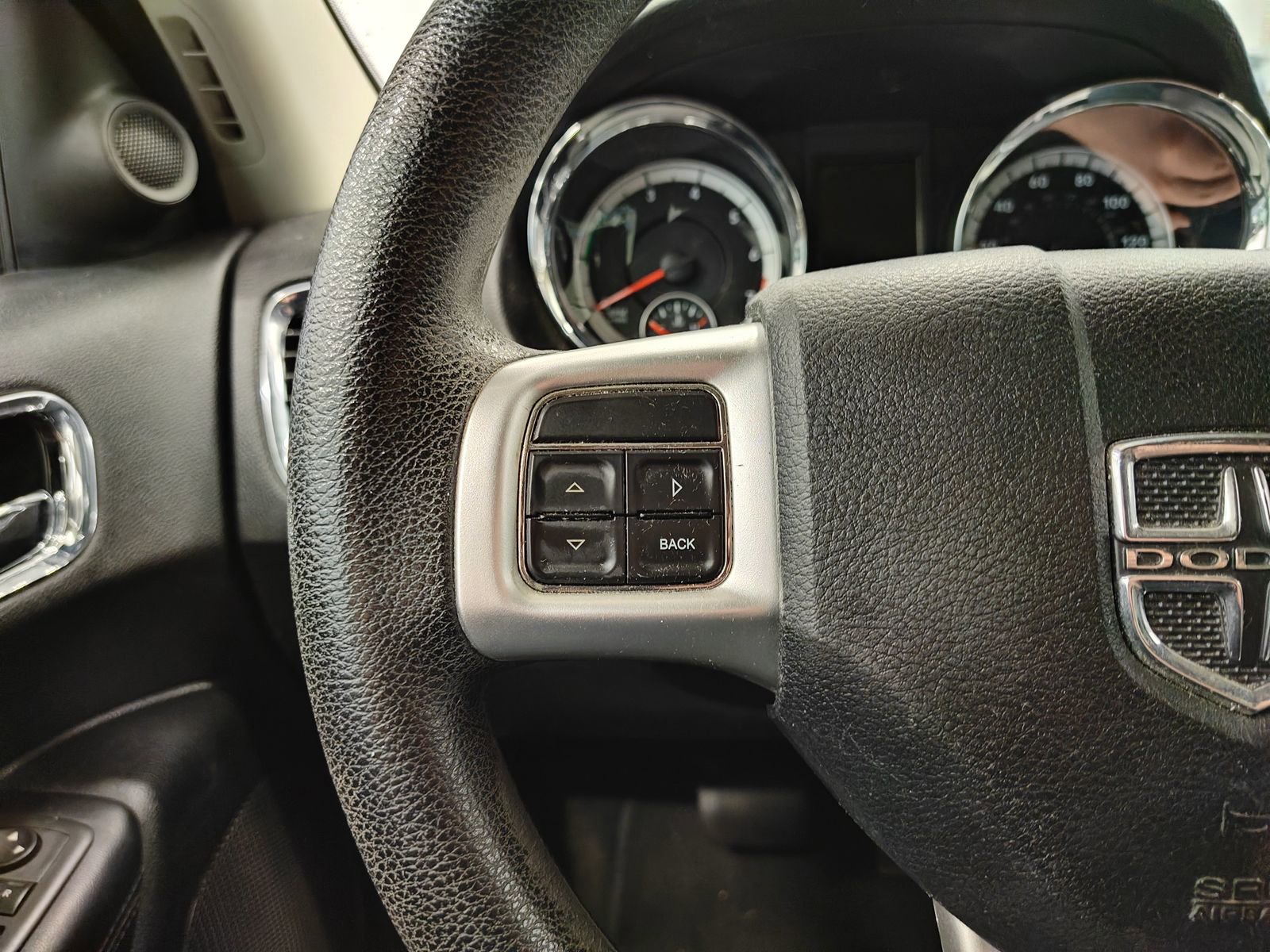 Used 2013 Dodge Durango SXT w/ Trailer Tow Group IV AWD/4WD image 8