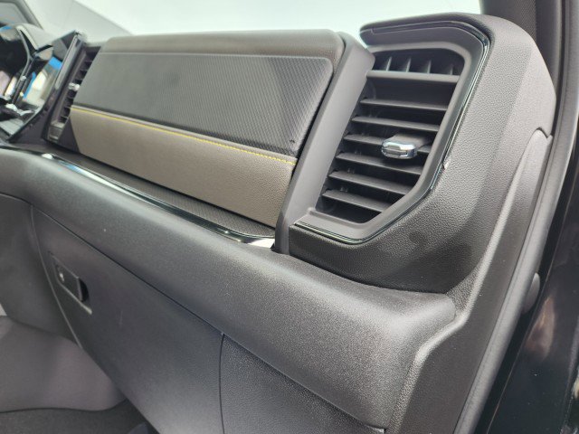 Used 2024 Chevrolet Silverado 1500 ZR2 w/ Technology Package image 16