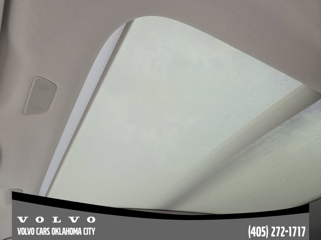 New 2026 Volvo XC60 T8 Ultra w/ Protection Package Premier image 24