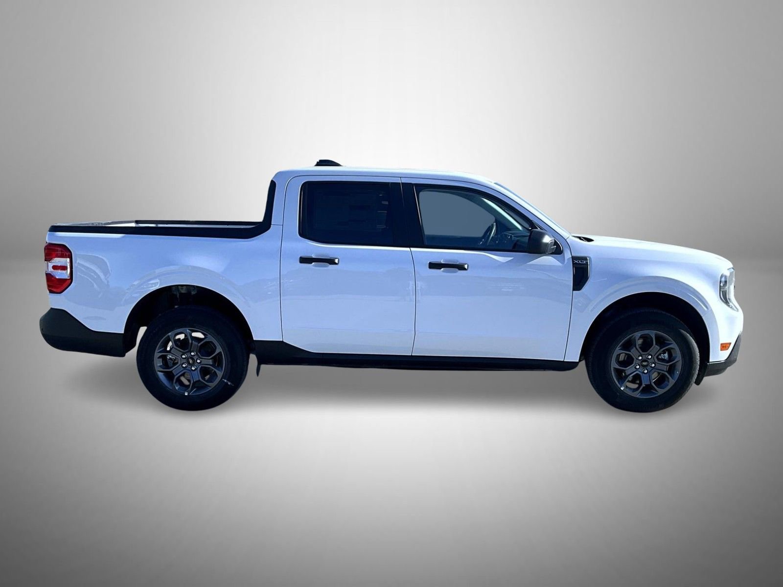 New 2025 Ford Maverick XLT image 4