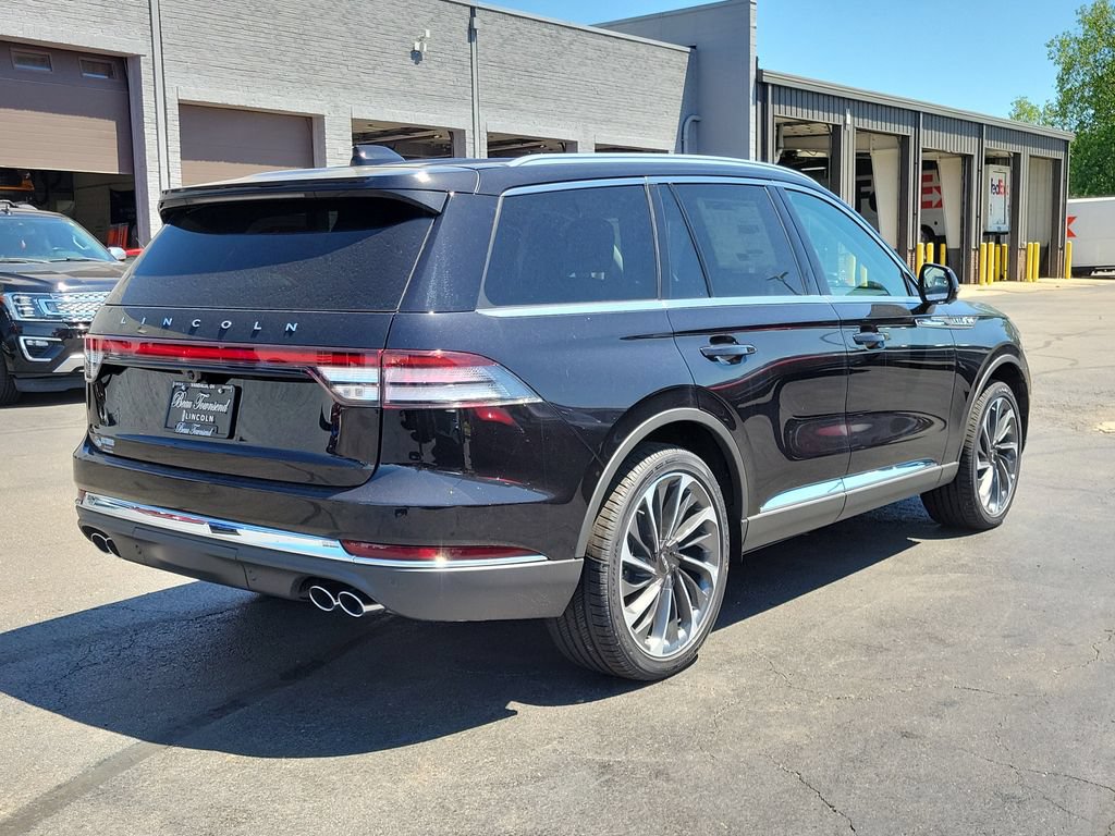 New 2026 Lincoln Aviator Reserve w/ Illumination Package AWD/4WD image 4