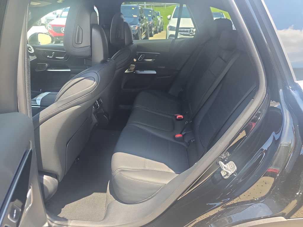 New 2026 Mercedes-Benz GLC 300 4MATIC image 25