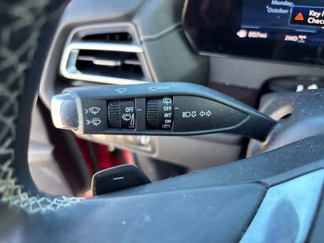 Used 2024 Chevrolet Traverse Z71 AWD/4WD image 15
