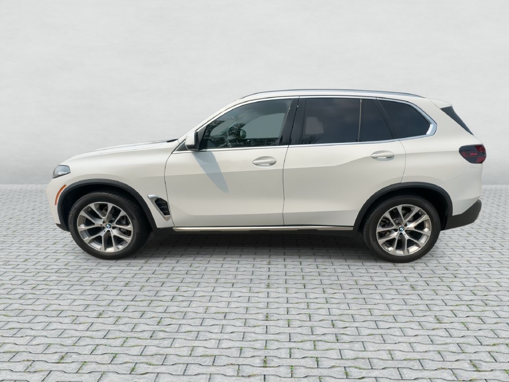 Used 2024 BMW X5 xDrive40i w/ Climate Comfort Package AWD/4WD image 5