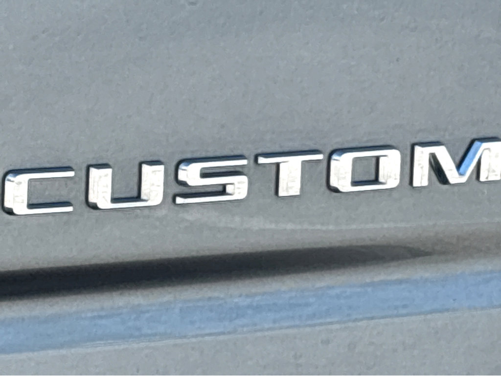 Used 2025 Chevrolet Silverado 1500 Custom image 21