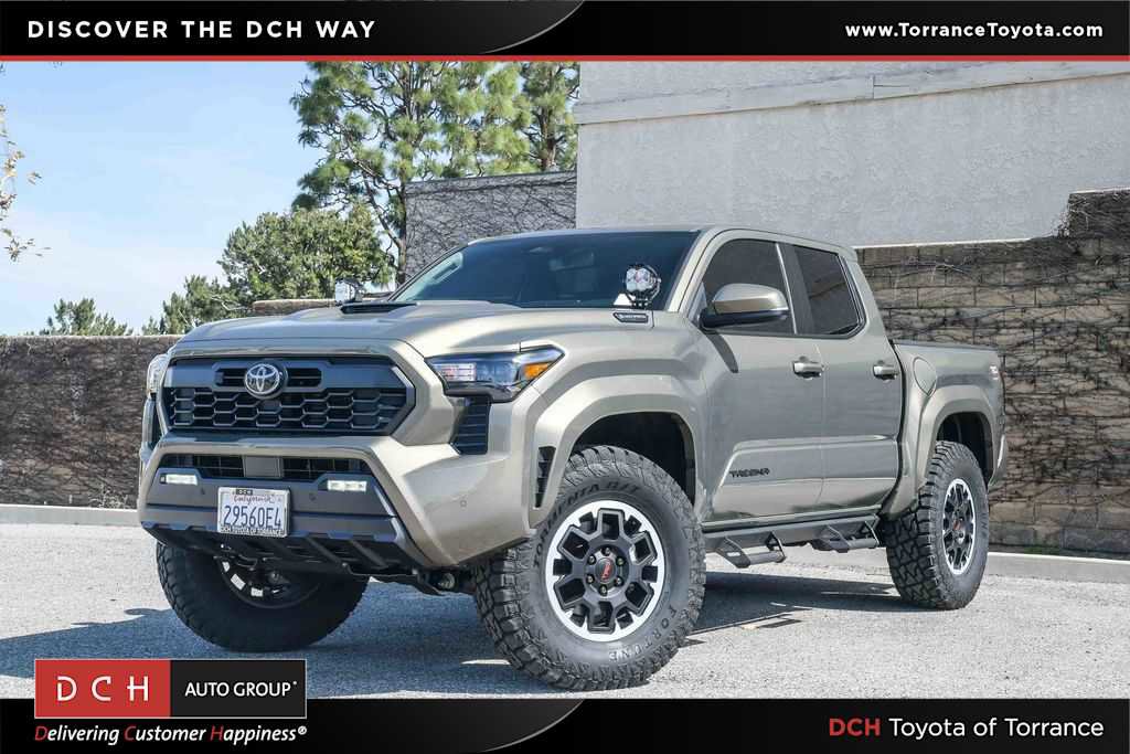 Used 2025 Toyota Tacoma TRD Sport w/ TRD Sport Upgrade Package image 1