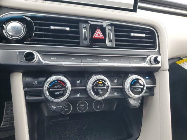 Used 2023 Genesis G70 3.3T w/ Sport Prestige Package image 24