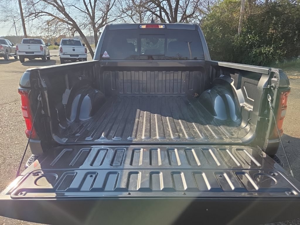 New 2026 RAM 1500 Big Horn AWD/4WD image 7