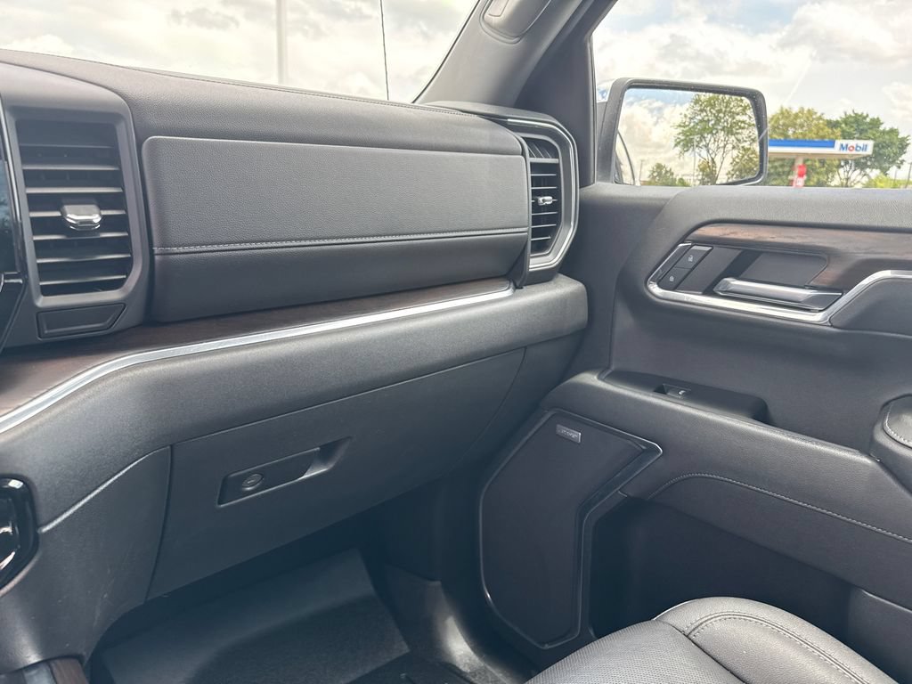 Certified 2023 GMC Sierra 1500 SLT w/ SLT Convenience Package AWD/4WD image 24