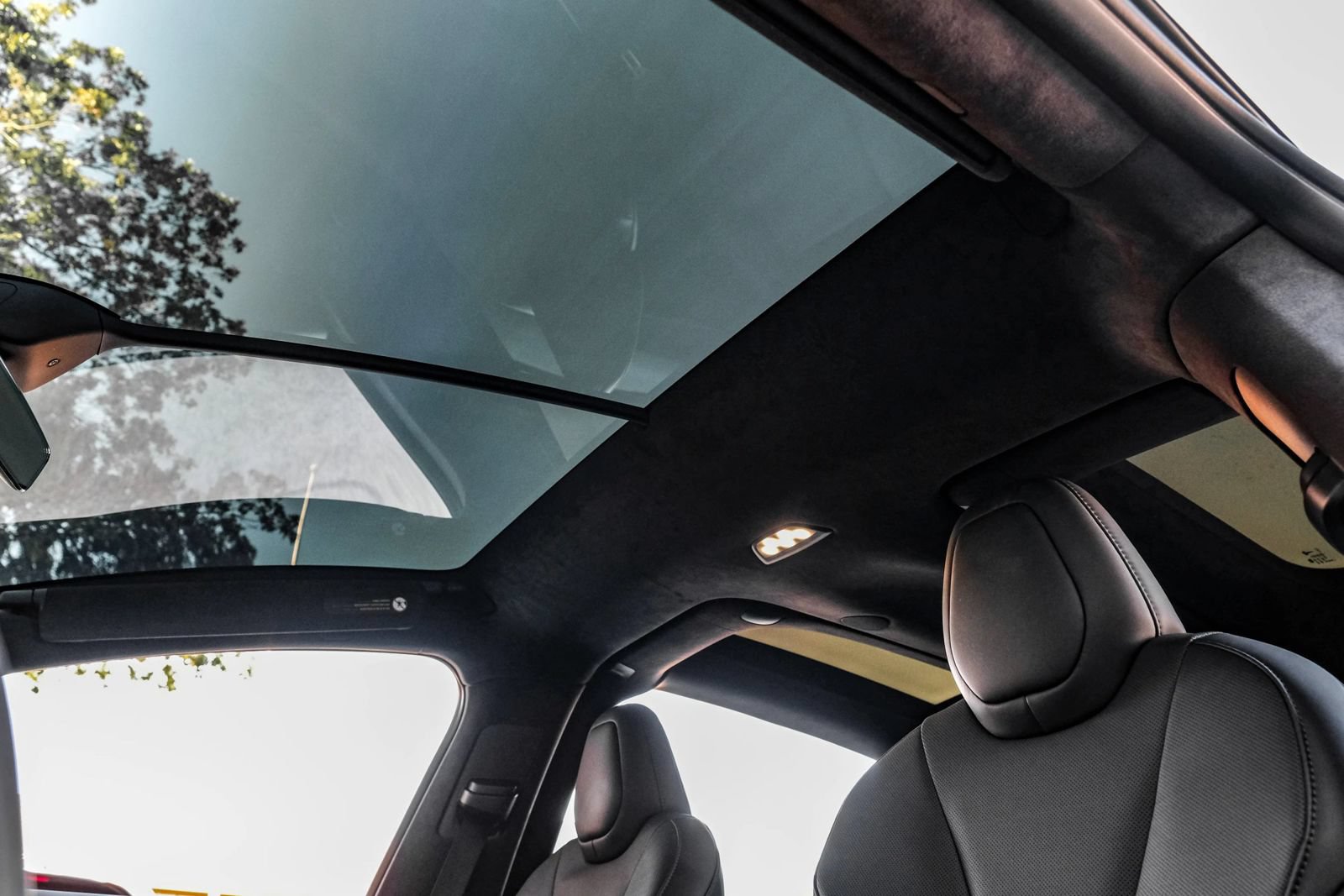 Used 2024 Tesla Model X Plaid AWD/4WD image 4
