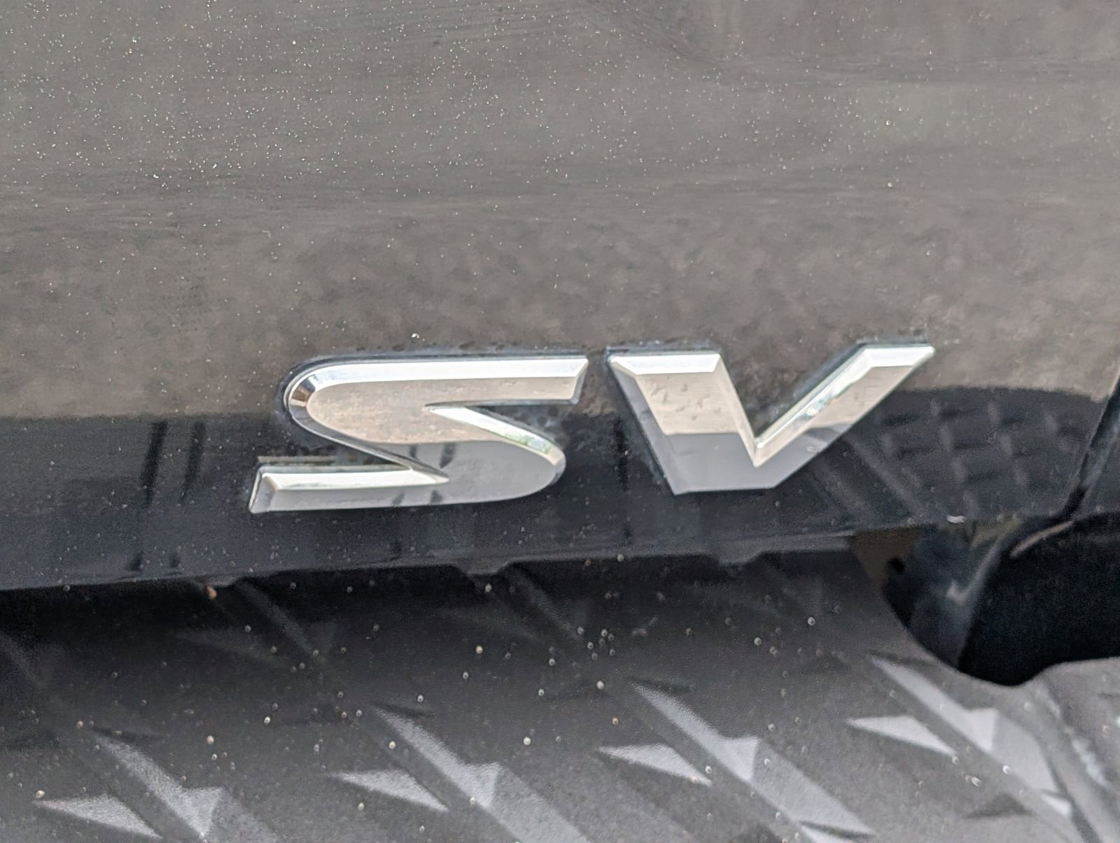 Used 2019 Nissan Titan SV w/ SV Convenience Package image 5