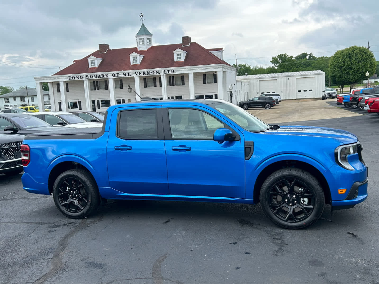 New 2025 Ford Maverick Lobo image 7