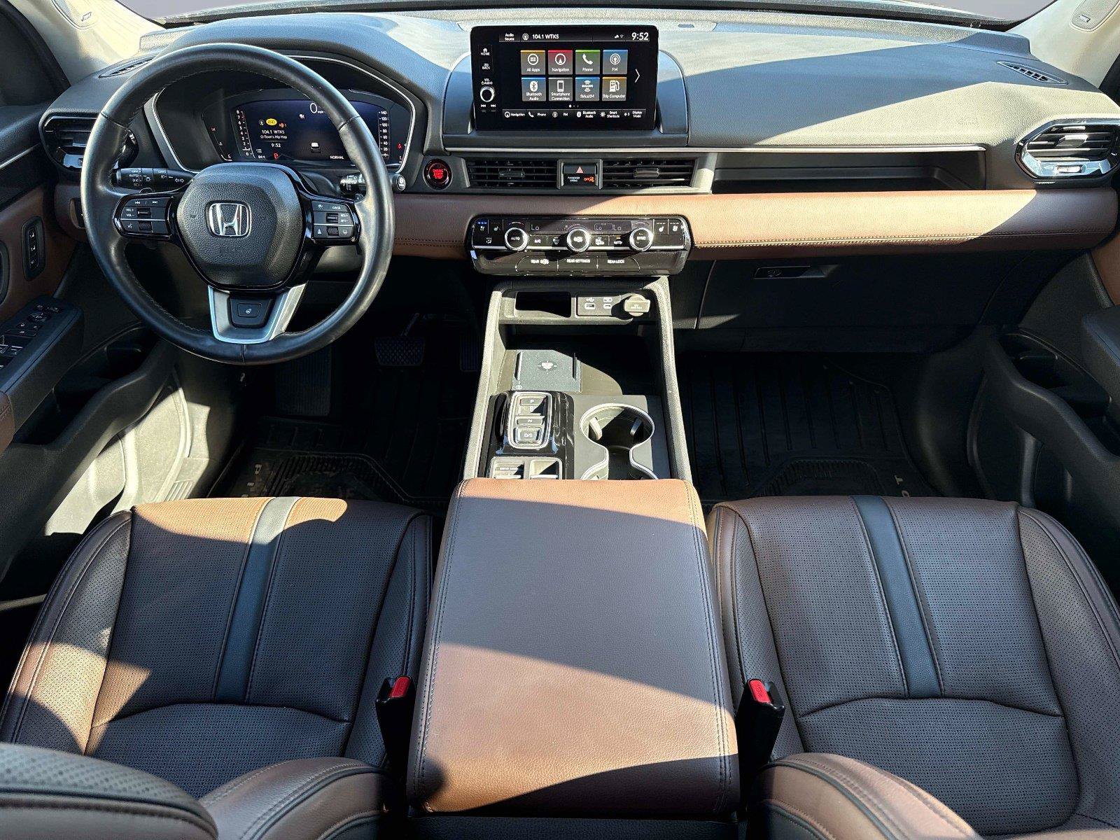 Certified 2024 Honda Pilot Elite image 18
