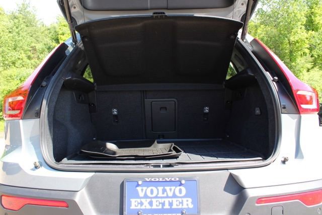 Certified 2024 Volvo XC40 B5 Ultimate w/ Climate Package AWD/4WD image 20