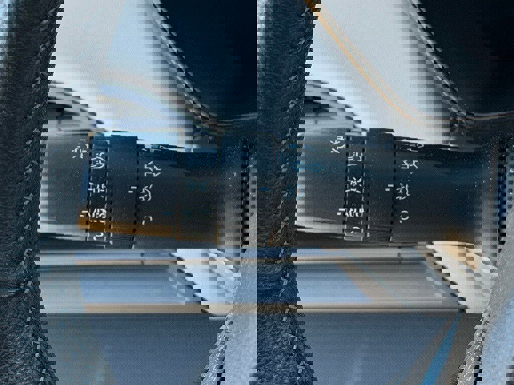 Used 2020 Subaru Outback Premium w/ Popular Package #1 image 19