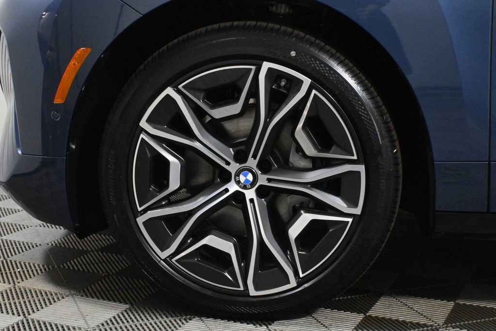Used 2026 BMW iX xDrive45 image 12