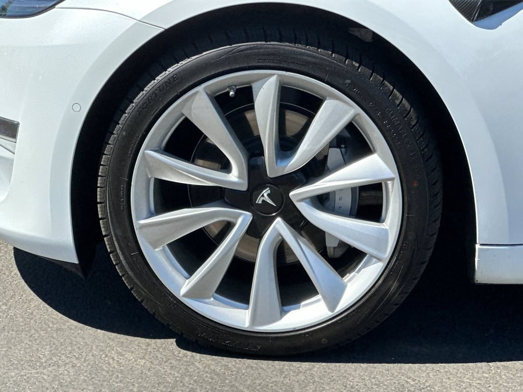 Used 2018 Tesla Model 3 Long Range RWD image 23