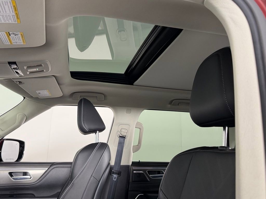 Used 2025 INFINITI QX80 Luxe RWD image 22