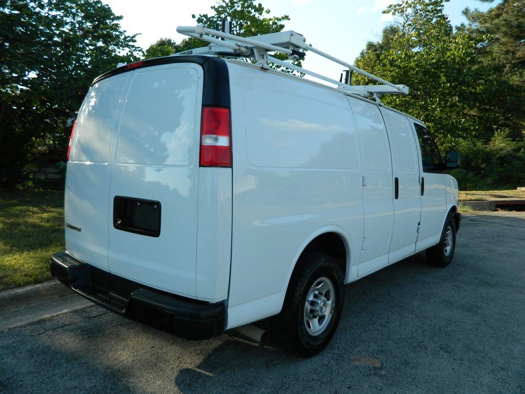 Used 2020 Chevrolet Express 2500 w/ Safety Package RWD image 7