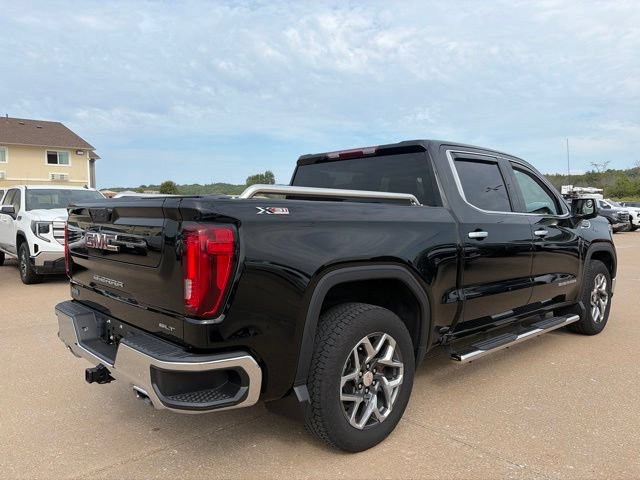 Used 2023 GMC Sierra 1500 SLT AWD/4WD image 3